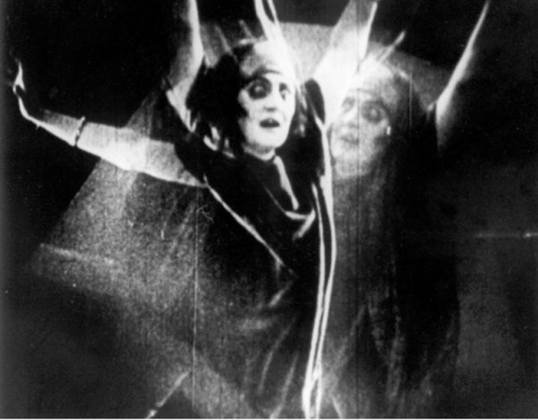 1928_Wbber+Watson_House-of-Usher_c