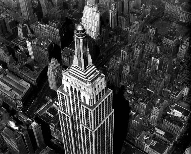 1934_Berenice-Abbott_Emprire_c